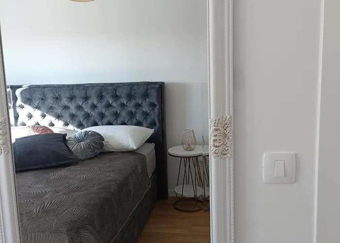 Mary Jane זאדאר